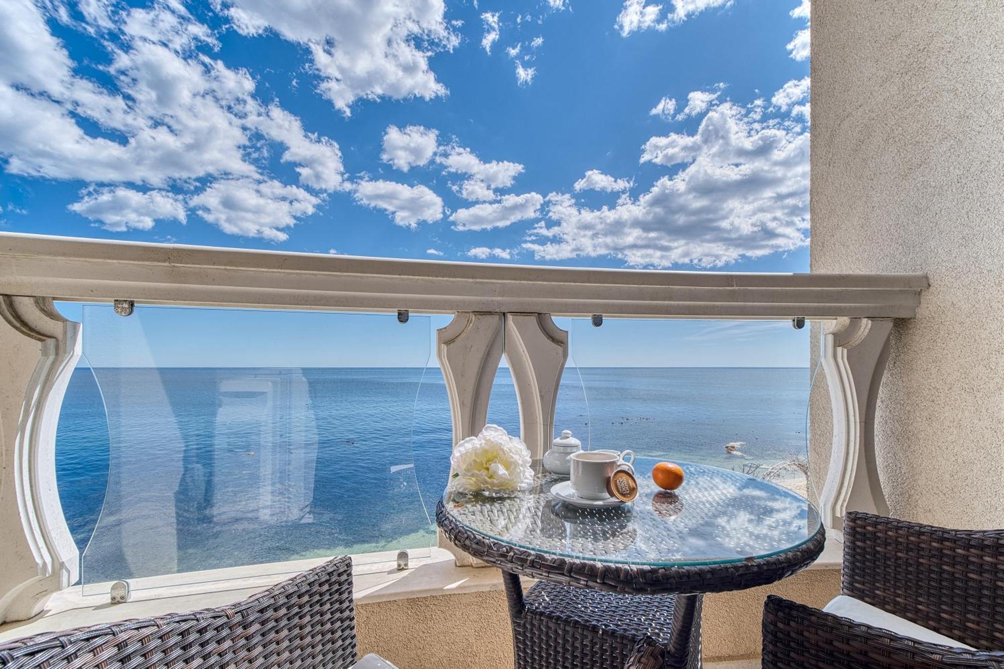 Dreams In La Mer Altın Kumlar Dış mekan fotoğraf